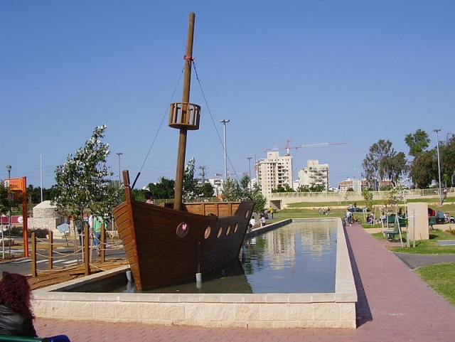 צילום דר אבישי טייכר, מתוך אתר פיקיויקי